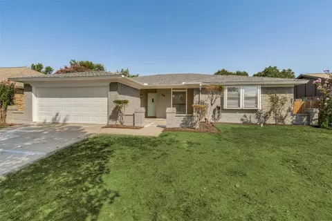 905 Flagstone Ct, Arlington, TX 76017