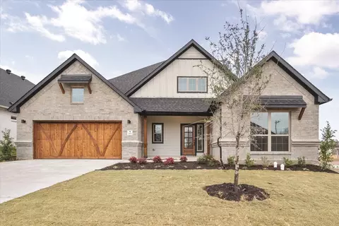 2662 Streamside Dr, Burleson, TX 76028