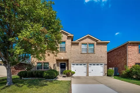 707 Gemstone Trl, Arlington, TX 76002