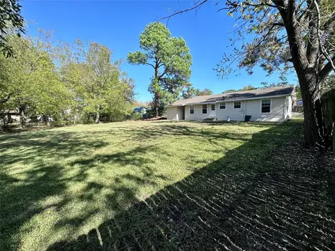 229 Morris Dr, Sulphur Springs, TX 75482