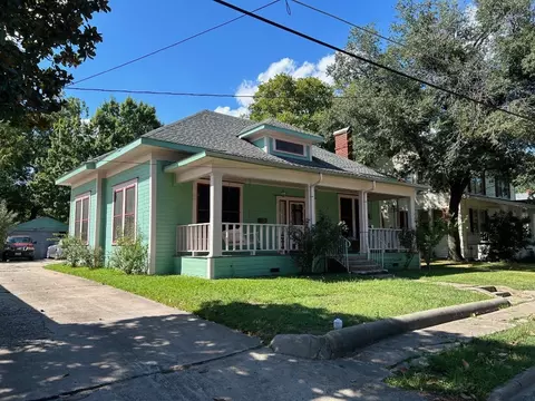 3916 Pine St, Greenville, TX 75401