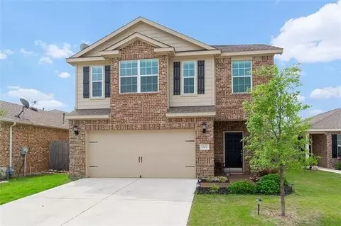 4725 Cedar Springs Dr, Fort Worth, TX 76179