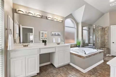821 Fall Crk, Grapevine, TX 76051 photo 31