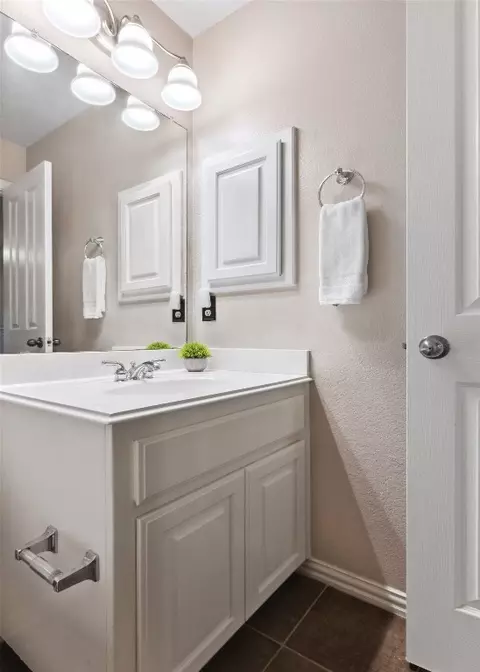 821 Fall Crk, Grapevine, TX 76051 photo 36