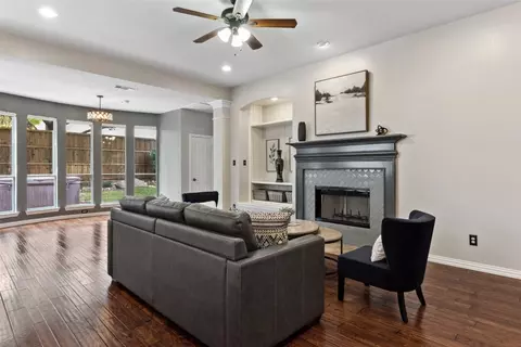 821 Fall Crk, Grapevine, TX 76051 photo 7