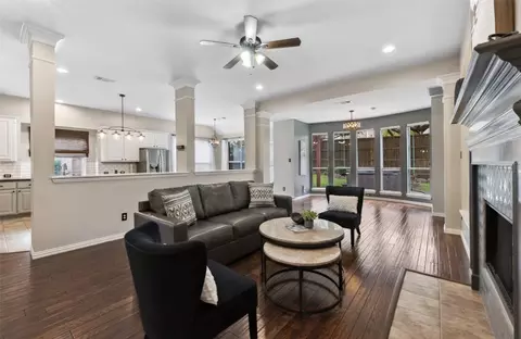 821 Fall Crk, Grapevine, TX 76051 photo 25