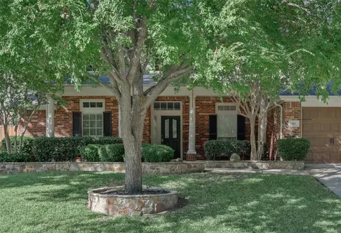 821 Fall Crk, Grapevine, TX 76051 photo 3
