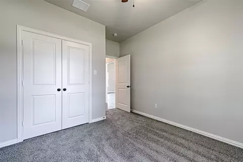 Bedroom - 105 Panther Loop, Mabank, TX 75147 photo 2 of 3