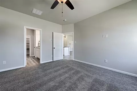 Bedroom - 105 Panther Loop, Mabank, TX 75147 photo 1 of 3