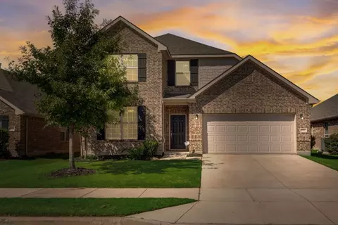 2820 Castle Creek Dr, Little Elm, TX 75068