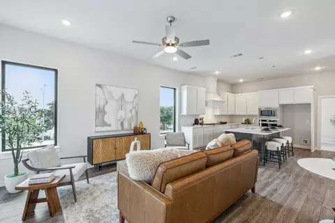 2280 Rook Dr, Dallas, TX 75211