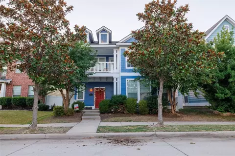 1505 Sycamore St, Aubrey, TX 76227