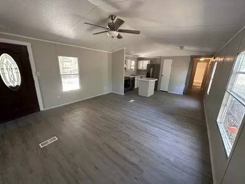 3719 Hedge Row St, Granbury, TX 76048