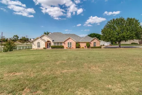 569 Derby Dr, Van Alstyne, TX 75495