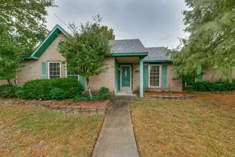 526 Willow Oak St, Allen, TX 75002