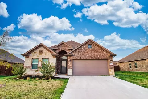 1413 Sheridyn Ln, Krum, TX 76249