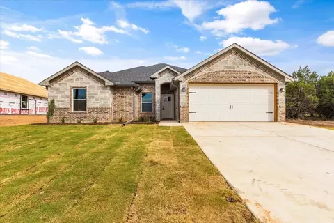 2505 Christine Dr, Granbury, TX 76048