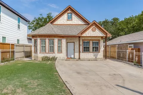 2037 Angelina Dr, Dallas, TX 75212