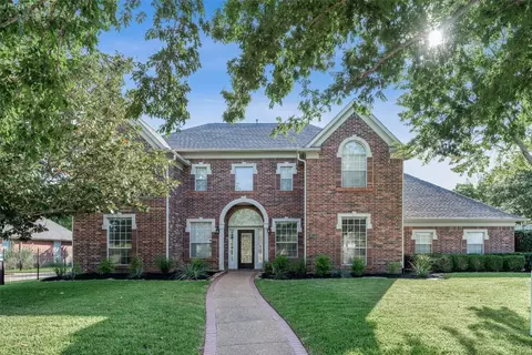 105 Meadowlark Ln, Southlake, TX 76092