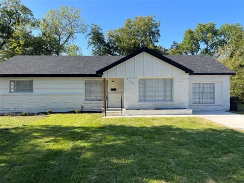 2137 Ridgeview St, Fort Worth, TX 76119