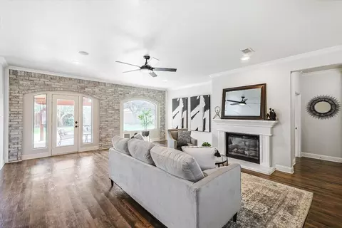 345 Creekside Trl, Argyle, TX 76226