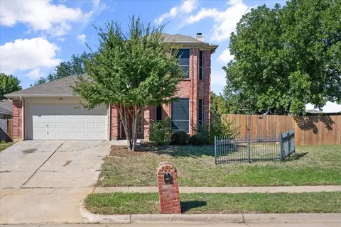 2213 Charleston Dr, Mansfield, TX 76063