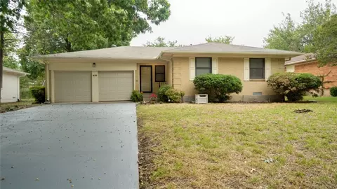 410 Lynn St, Richardson, TX 75080