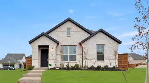 1941 Harmony Pine Way, Mesquite, TX 75181