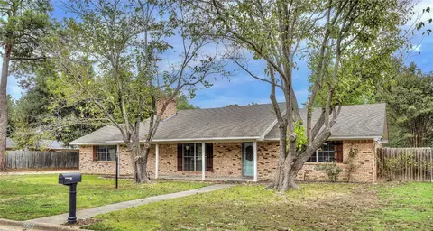 1606 Jason St, Sulphur Springs, TX 75482
