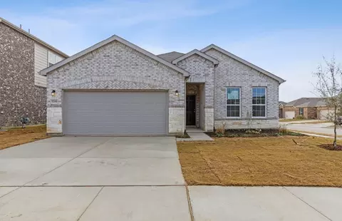 1200 Lackley Dr, Fort Worth, TX 76131