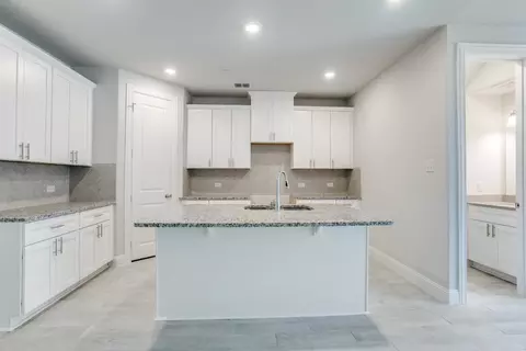 1006 Boyd Ln, Euless, TX 76040 photo 3