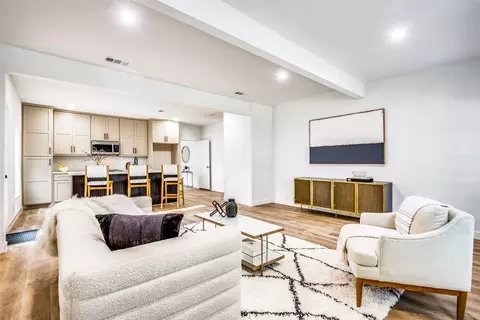5927 Bryan Pkwy, Dallas, TX 75206