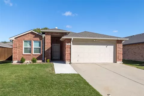 1905 Copper Mountain Dr, Justin, TX 76247