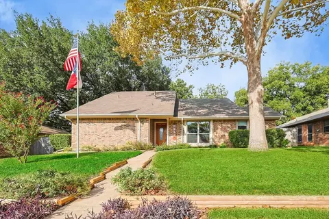 4906 Duck Creek Dr, Garland, TX 75043