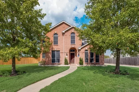 3305 Lochwood Dr, Mesquite, TX 75181