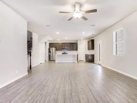 2632 Gateway Ave, Corinth, TX 76210 photo 4