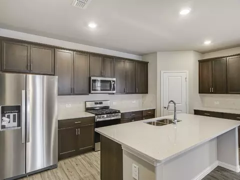 2632 Gateway Ave, Corinth, TX 76210 photo 12