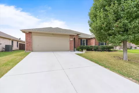 711 Claiborn Ln, Wylie, TX 75098