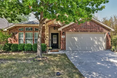 6056 Beachview Ln, Fort Worth, TX 76179