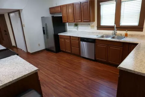 1302 Monroe St, Commerce, TX 75428 photo 10