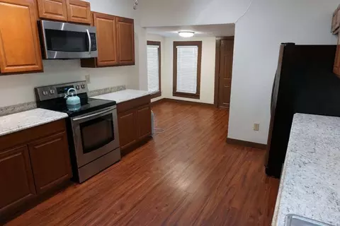 1302 Monroe St, Commerce, TX 75428 photo 11