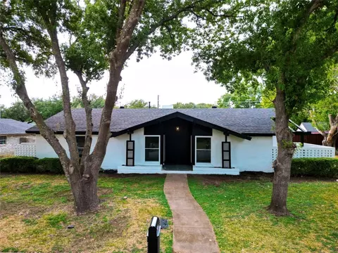 1213 Holt Ave, Desoto, TX 75115