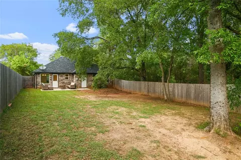 230 E Johnson St, Denison, TX 75021 photo 29