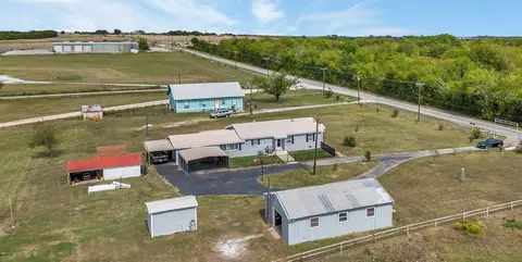 926 Plainview Rd, Sherman, TX 75092