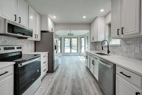 324 Forestwood Dr, Forney, TX 75126