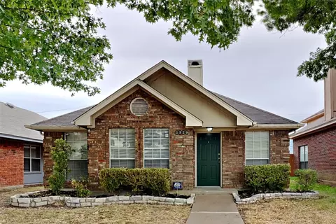 1529 Ranchview Ln, Carrollton, TX 75007