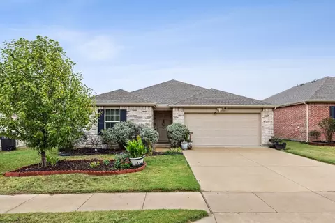 9936 Pyrite Dr, Fort Worth, TX 76131