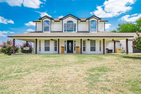 904 N Washburn St, Decatur, TX 76234