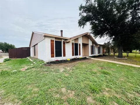 5205 Aberdean Trl, Grand Prairie, TX 75052