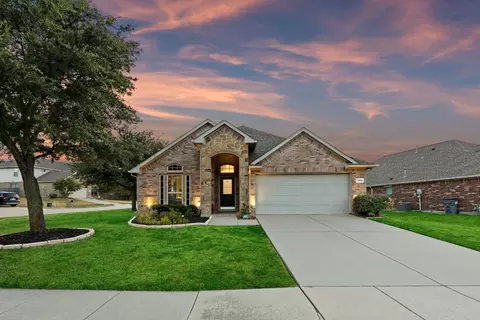 2900 Cattle Baron Dr, Little Elm, TX 75068